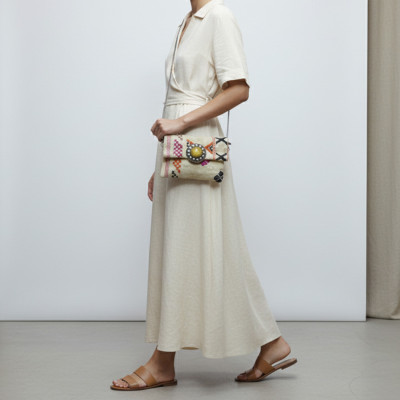 LA MORENA — IMPERIA | Handwoven Kilim Luxury Pochette - Amber Medallion