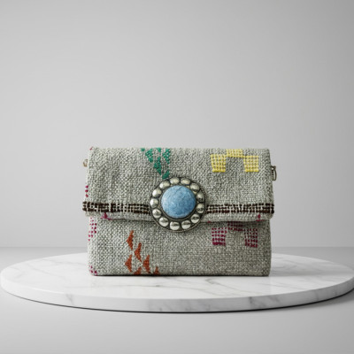 LA MORENA — NOMADIA | Luxury Handwoven Kilim Pochette - Turquoise Medallion